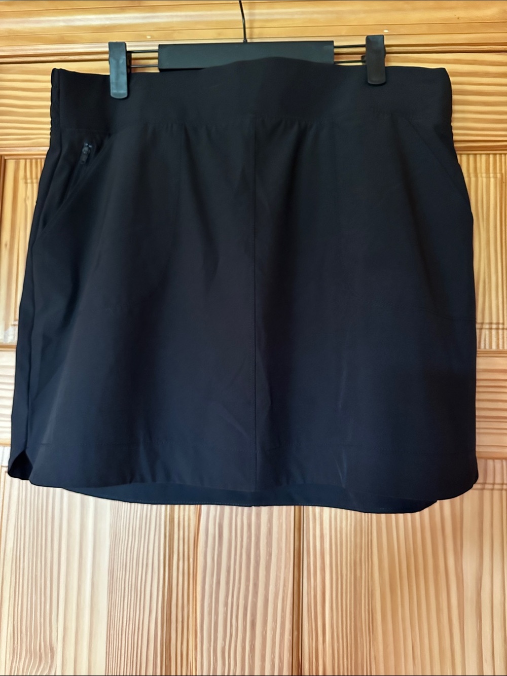 Marika Black Women's Active Skort - Sleek Everyday Performance size L NWOT
